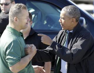 Obama meets friends, including a Pizza Man, before leaving Treasure Coast Obama meets friends, including a Pizza Man, before leaving Treasure Coast