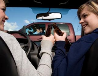 Study: Distracted driving causes 60% teen crashes
