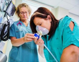 Minnesota Birth Center offers laughing gas to alleviate labor pain in women