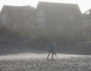 Tropical Storm Arthur to become Hurricane and affect Outer Banks