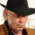 Neil Young asks his fans to boycott Starbucks  