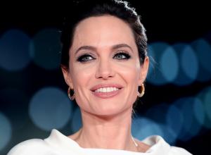 Angelina Jolie’s op-ed for New York Times inspires women to consider genetic bre