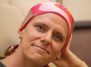 Kara Tippetts, a Stage-Four Breast Cancer Victim, Passes Away