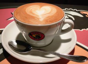 Regular coffee intake linked to lower liver cancer risk among people with high a