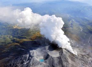 Volcanic Eruption on Remote Japanese Island Forces Residents to Escape by Boat 